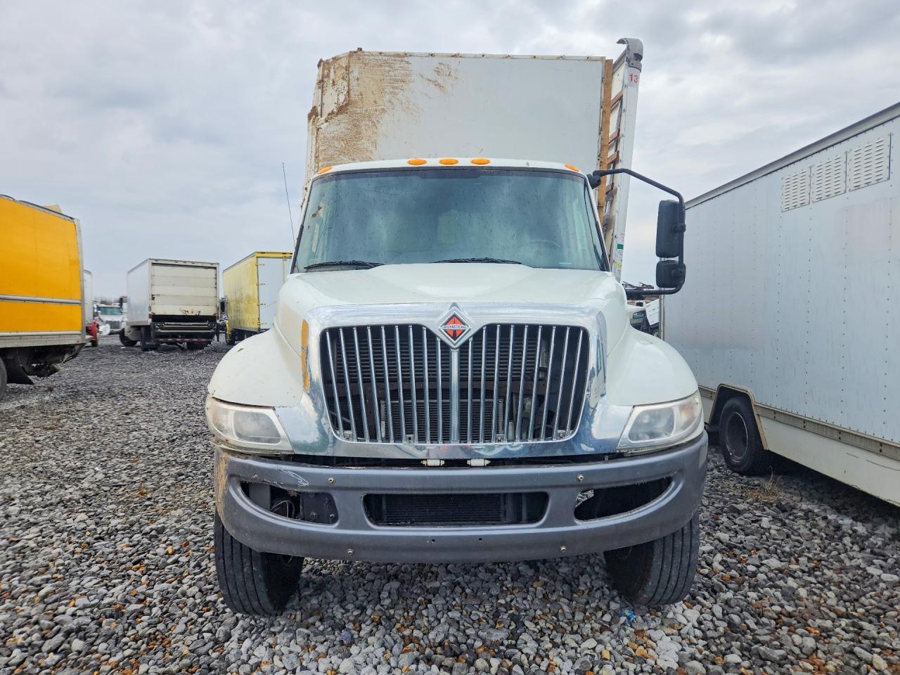 2022 International MV607 BOX Truck