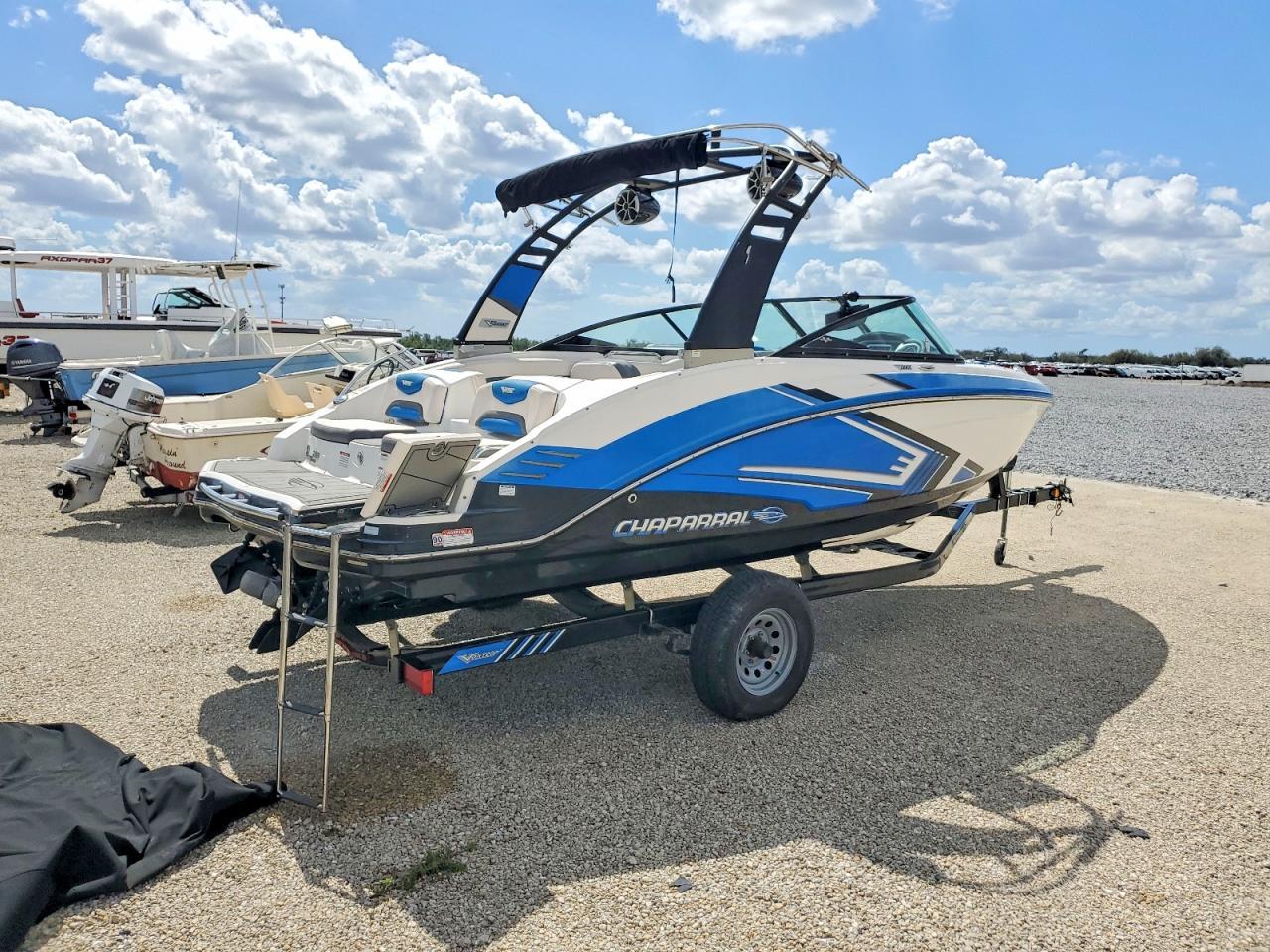 2017 FGB 2017 Chaparral Boat-Boat