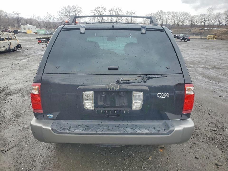 2001 Infiniti QX4 Base