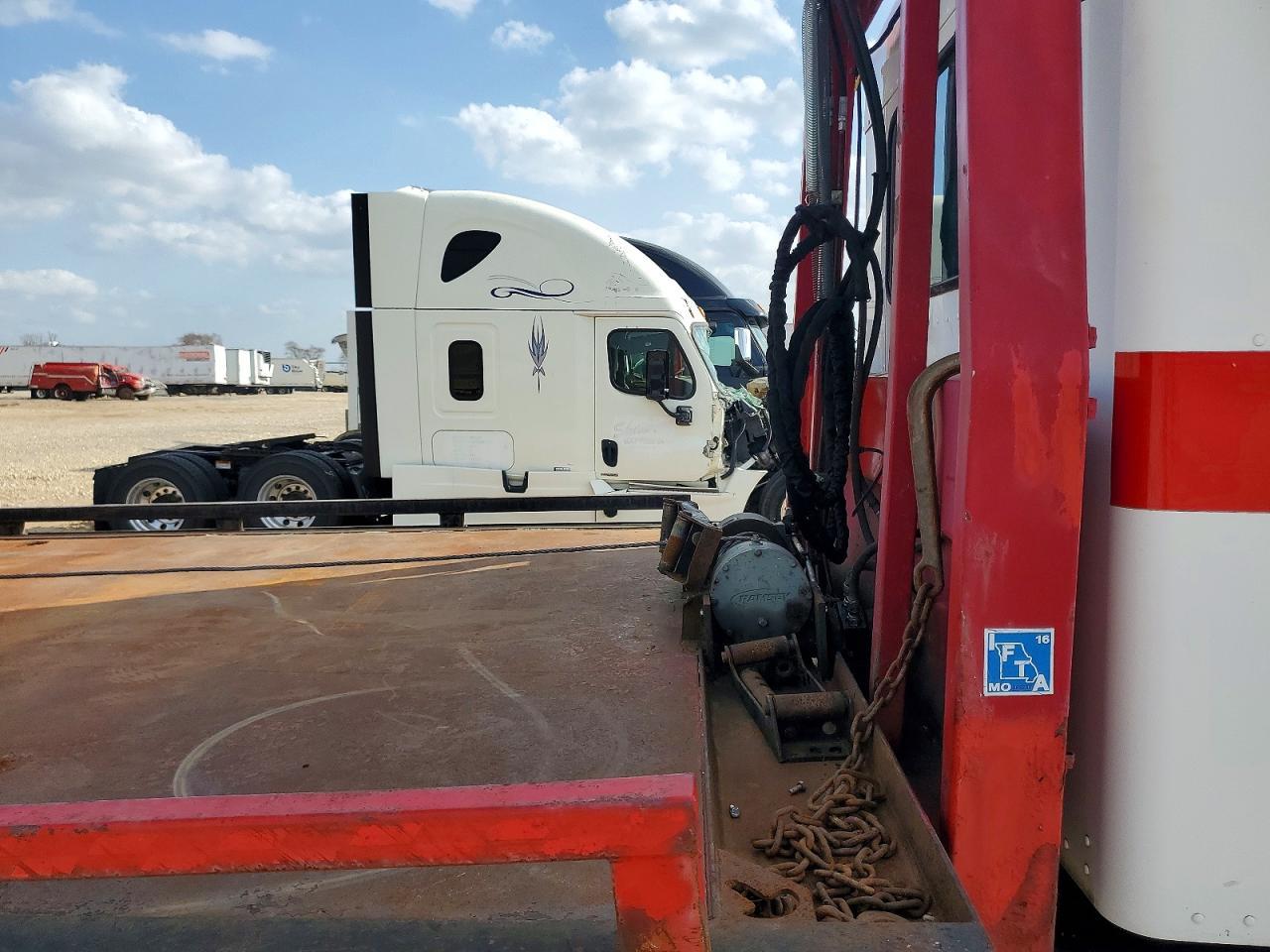 2009 Kenworth T330 Rollback Truck