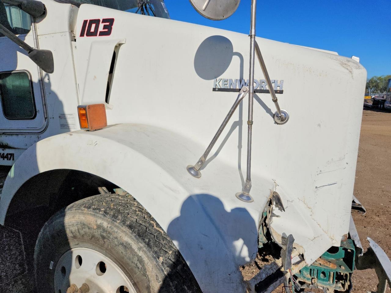 2006 Kenworth T880 Semi Truck