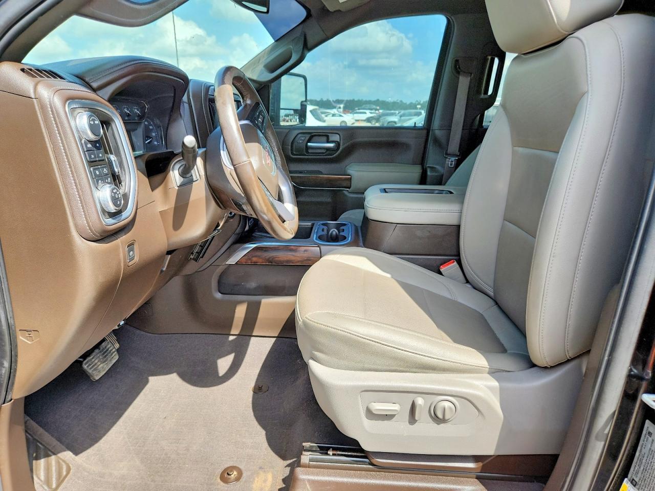 2021 GMC Sierra K2500 SLT