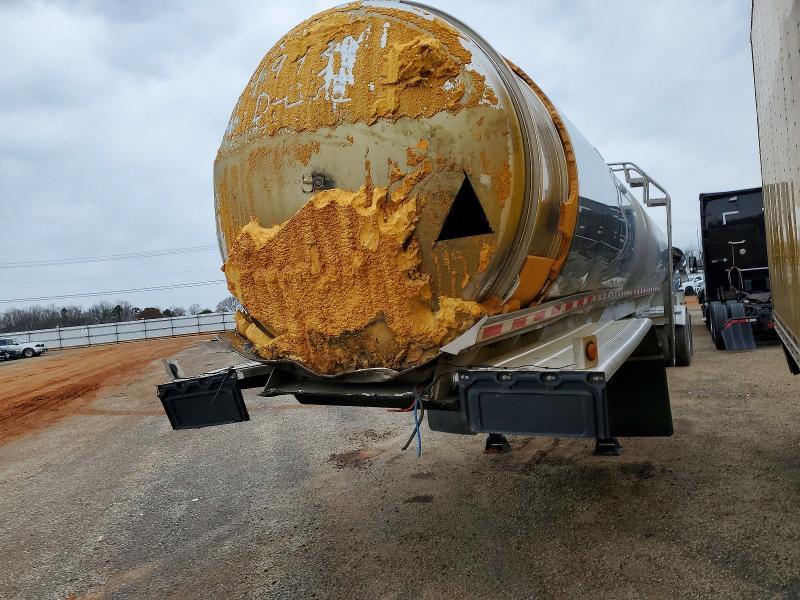 2018 Walker Tank Trailer