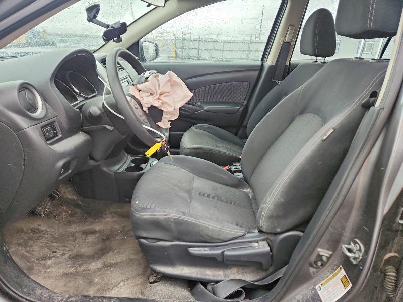 2016 Nissan Versa 1.6 sv