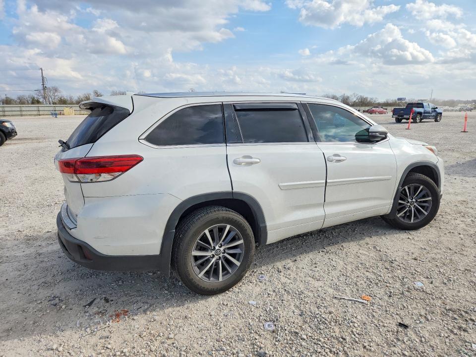2018 Toyota Highlander xle