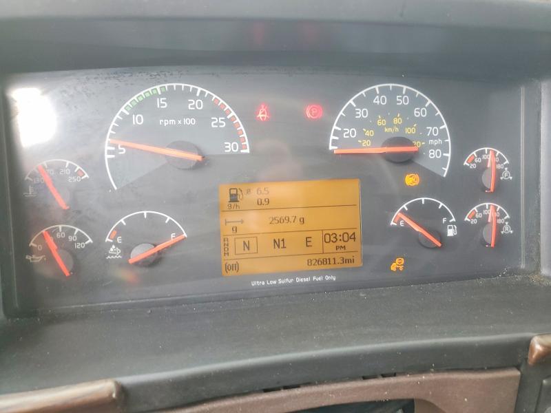 2017 Volvo VNL Semi Truck