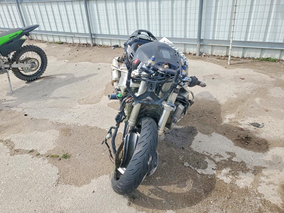 2002 Suzuki GSX-R750