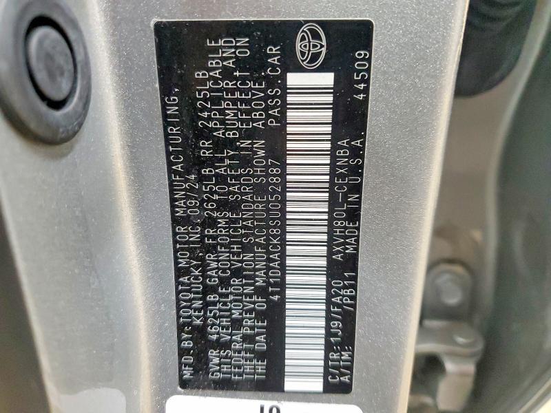 2025 Toyota Camry le