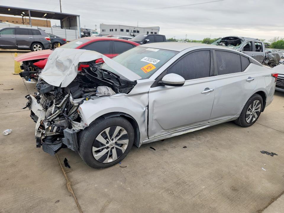 2022 Nissan Altima 2.5 s