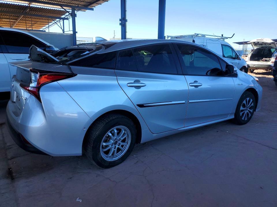2019 Toyota Prius le Awd-e