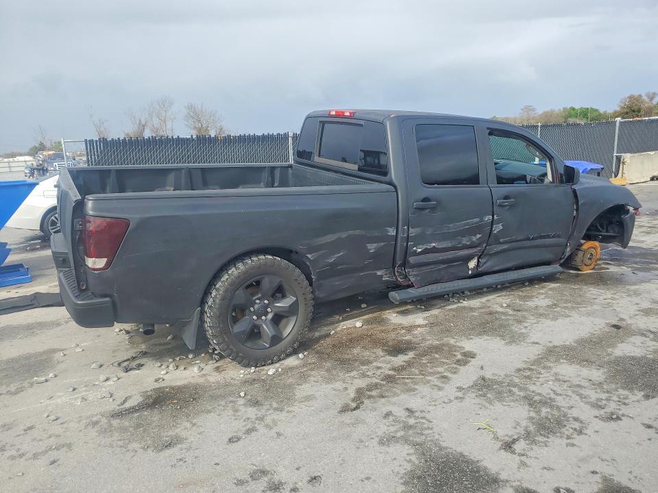 2010 Nissan Titan SE
