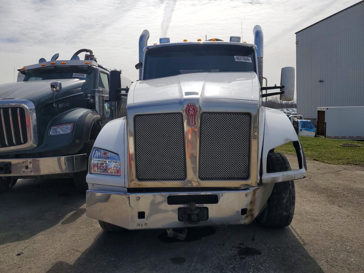 2019 Kenworth Construction T880