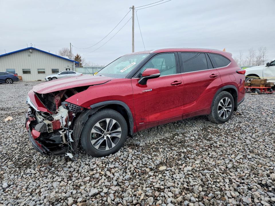 2021 Toyota Highlander Hybrid xle