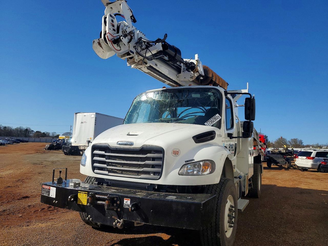 2025 Freightliner Business Class M2 Digger Derrick Truck