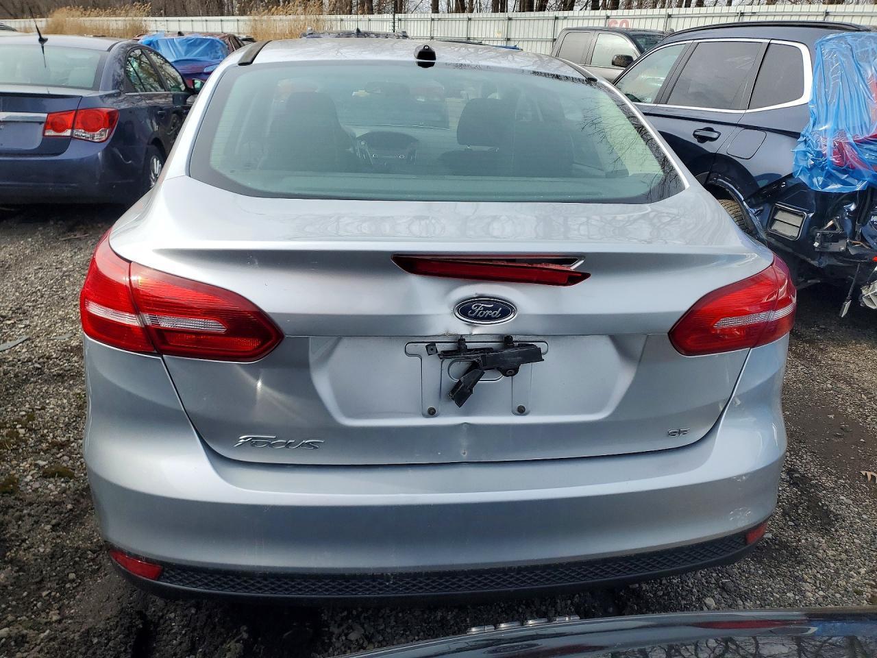 2017 Ford Focus se