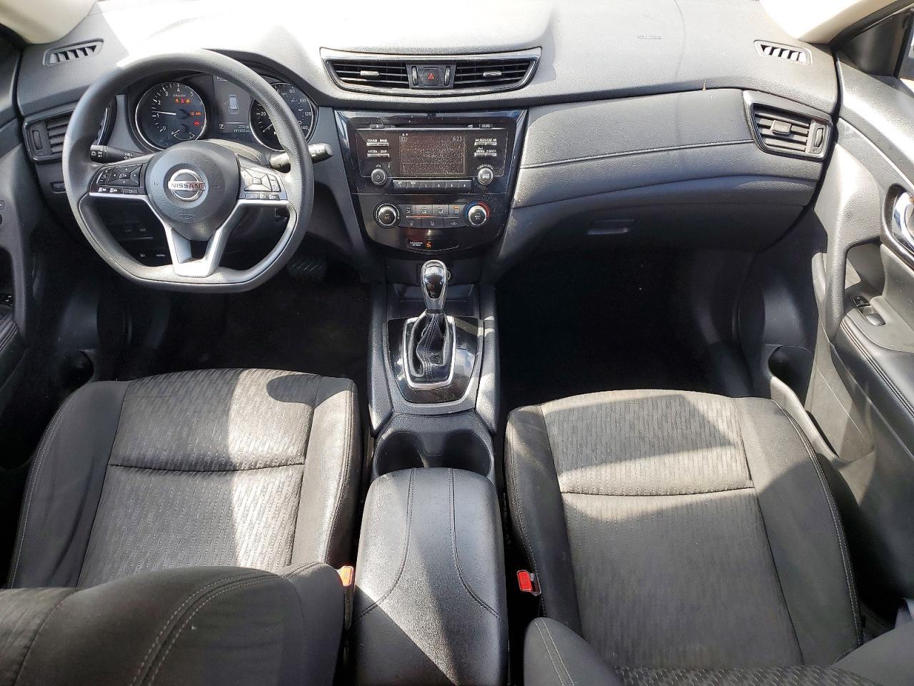 2017 Nissan Rogue s