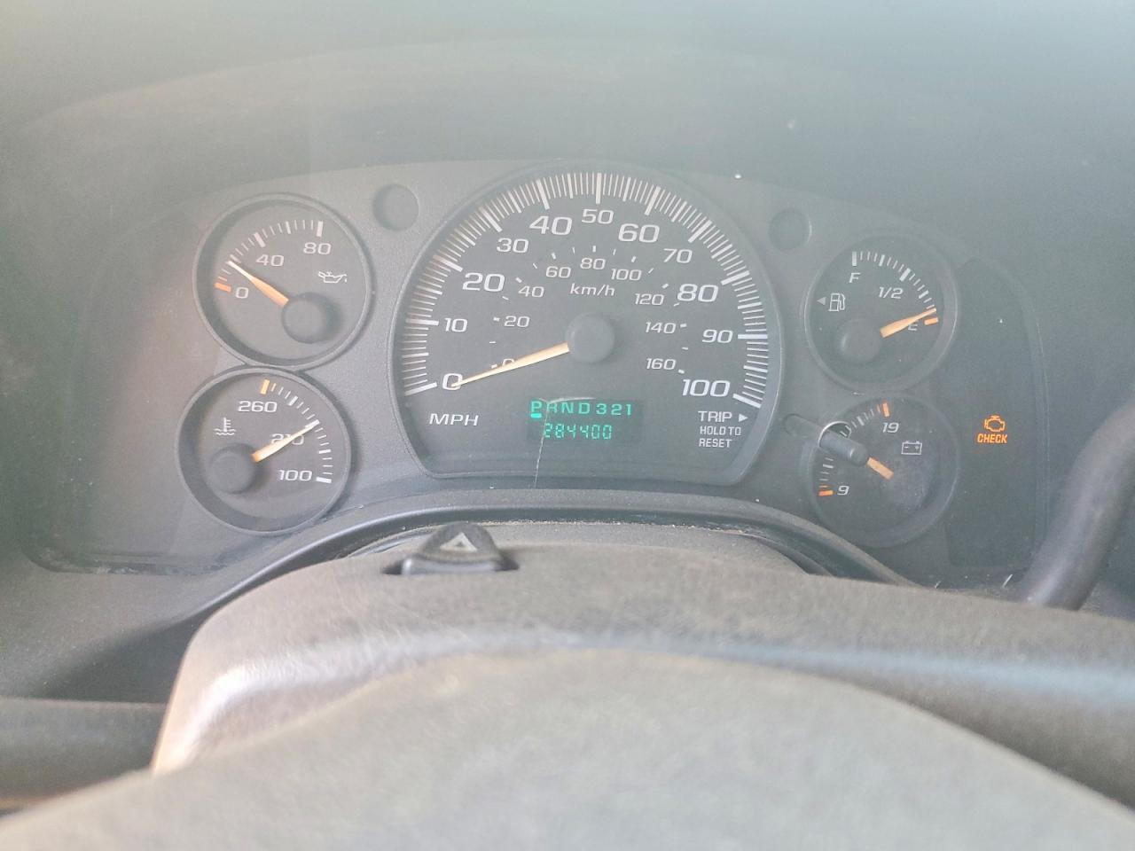 2003 Chevrolet Express Utility / Service Truck