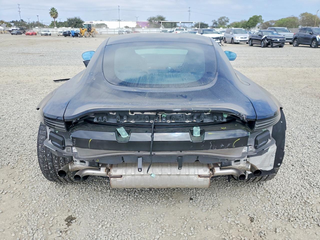 2025 Aston Martin Vantage