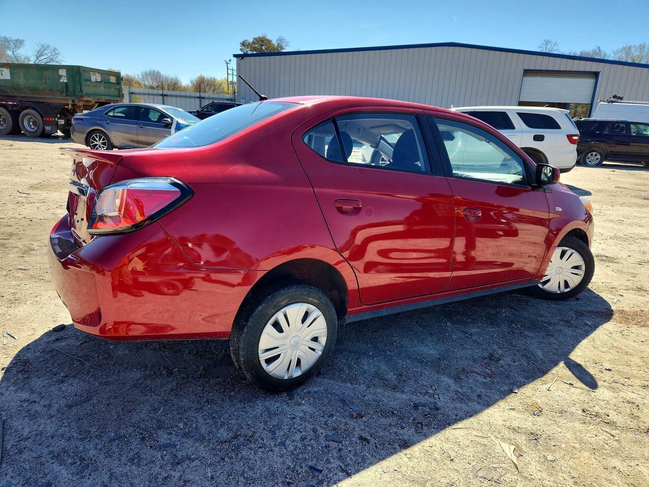 2023 Mitsubishi Mirage G4 es