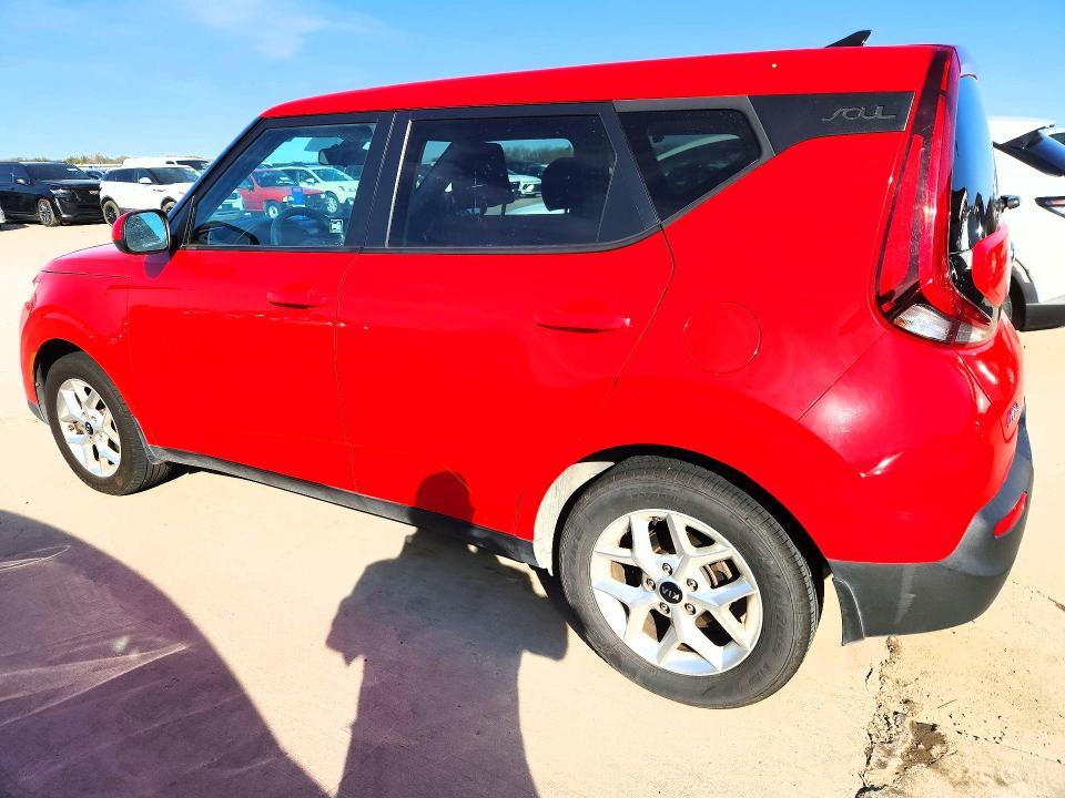 2021 KIA Soul s
