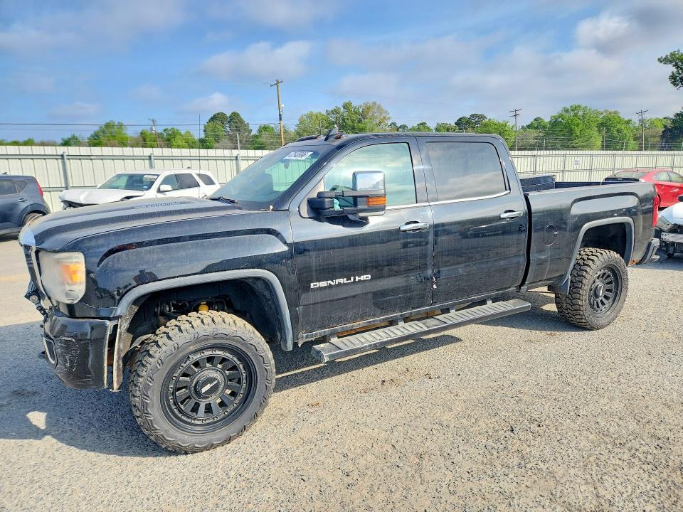 2015 GMC Sierra K2500 Denali