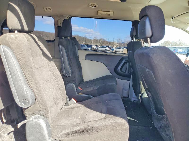 2013 Chrysler Town & Country Touring