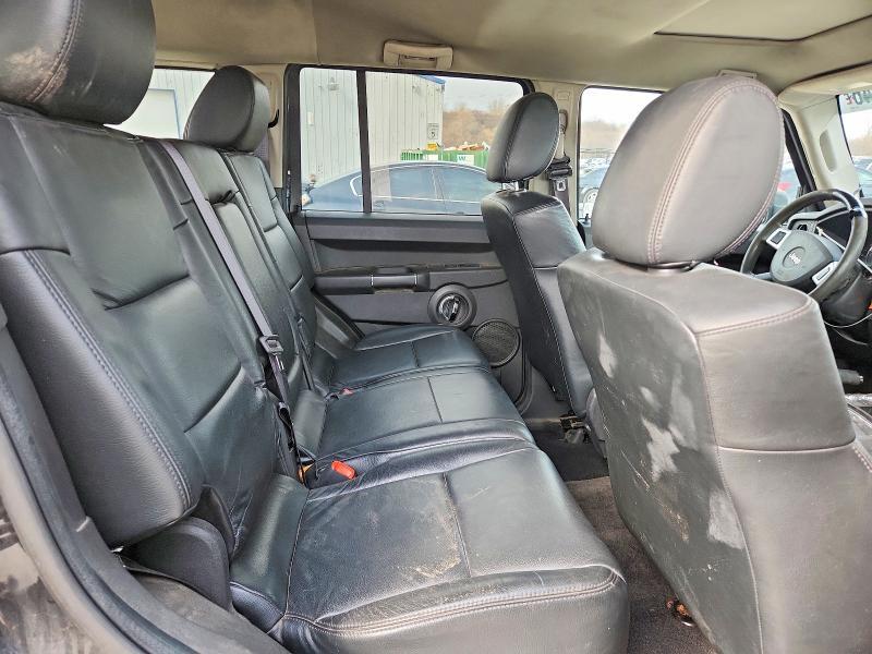 2009 Jeep Commander Sport