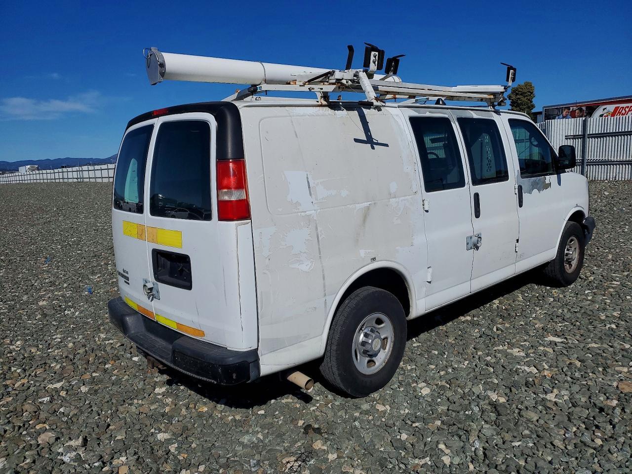 2012 Chev Express G2500