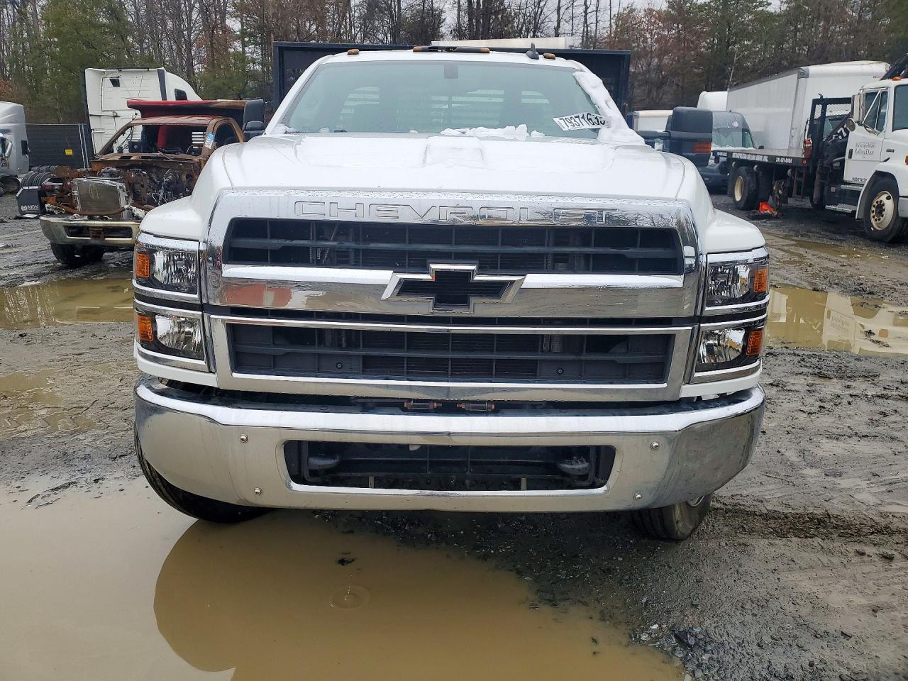 2019 Chevrolet GM515 Flatbed Truck