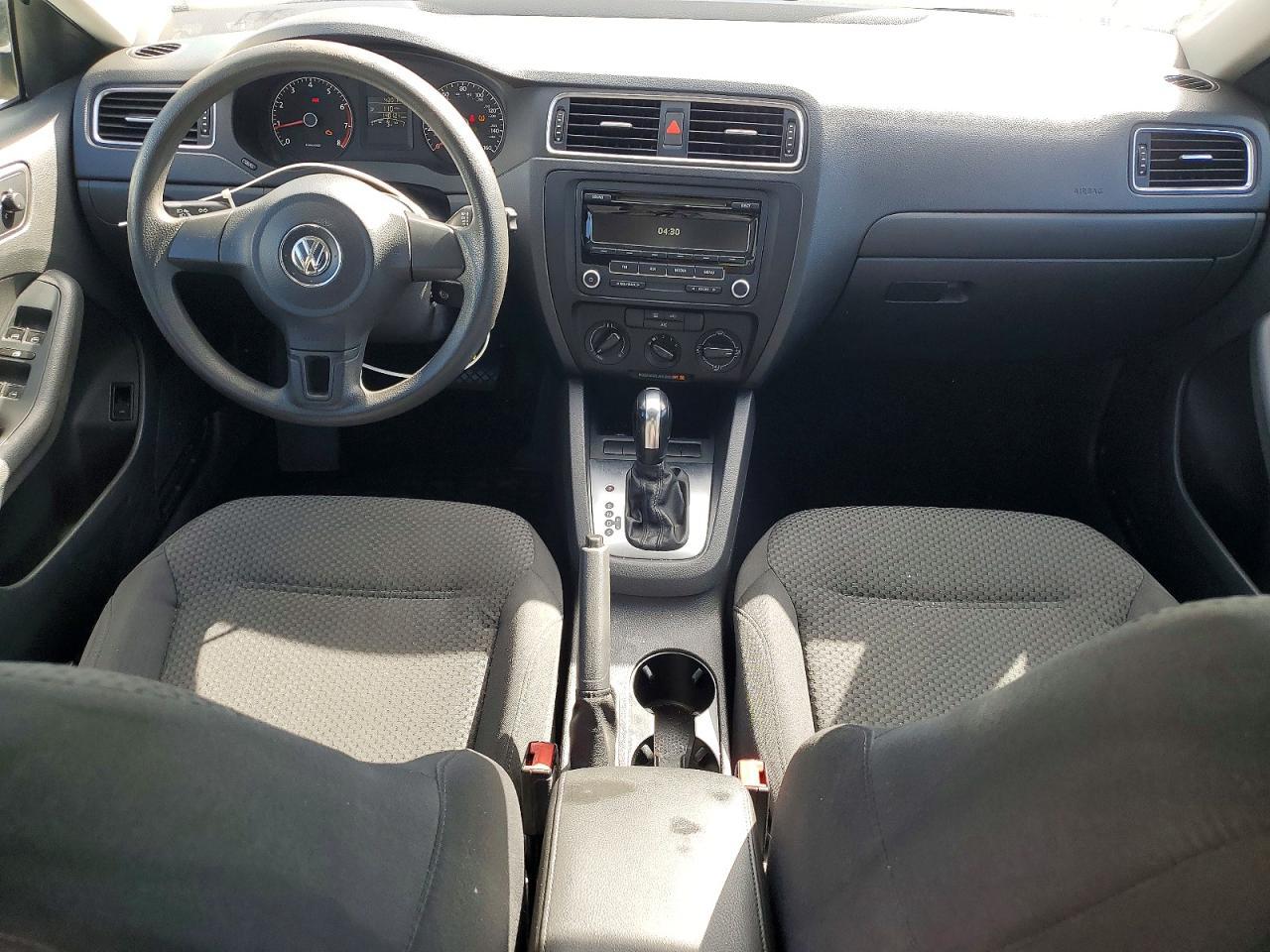 2013 Volkswagen Jetta Base