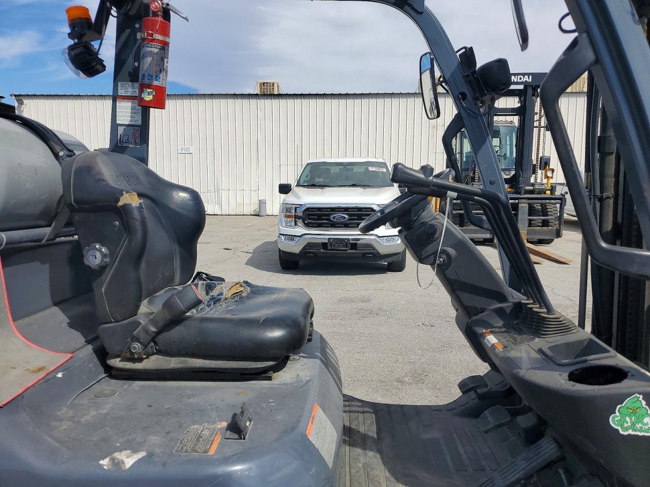 2017 Toyota 8FGCU25 Forklift