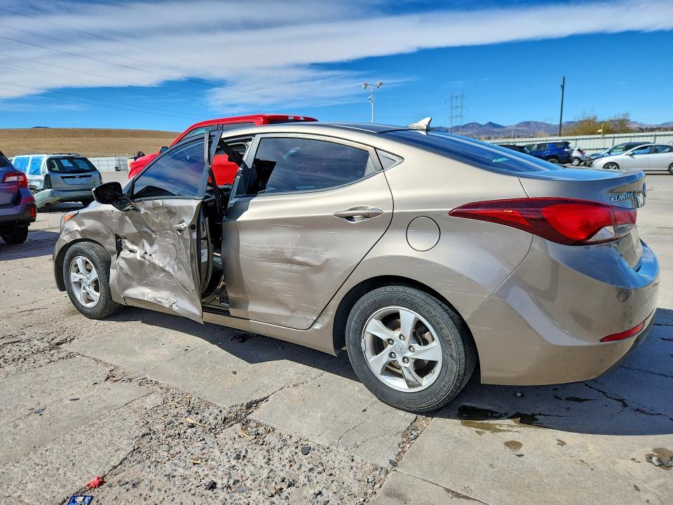 2014 Hyundai Elantra se