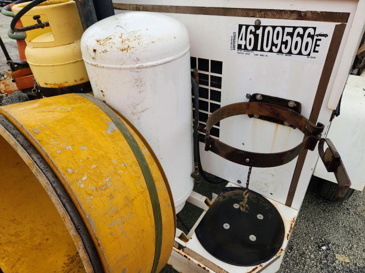 2004 Team Fenex Manhole Support Trailer