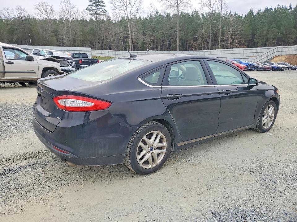 2016 Ford Fusion se