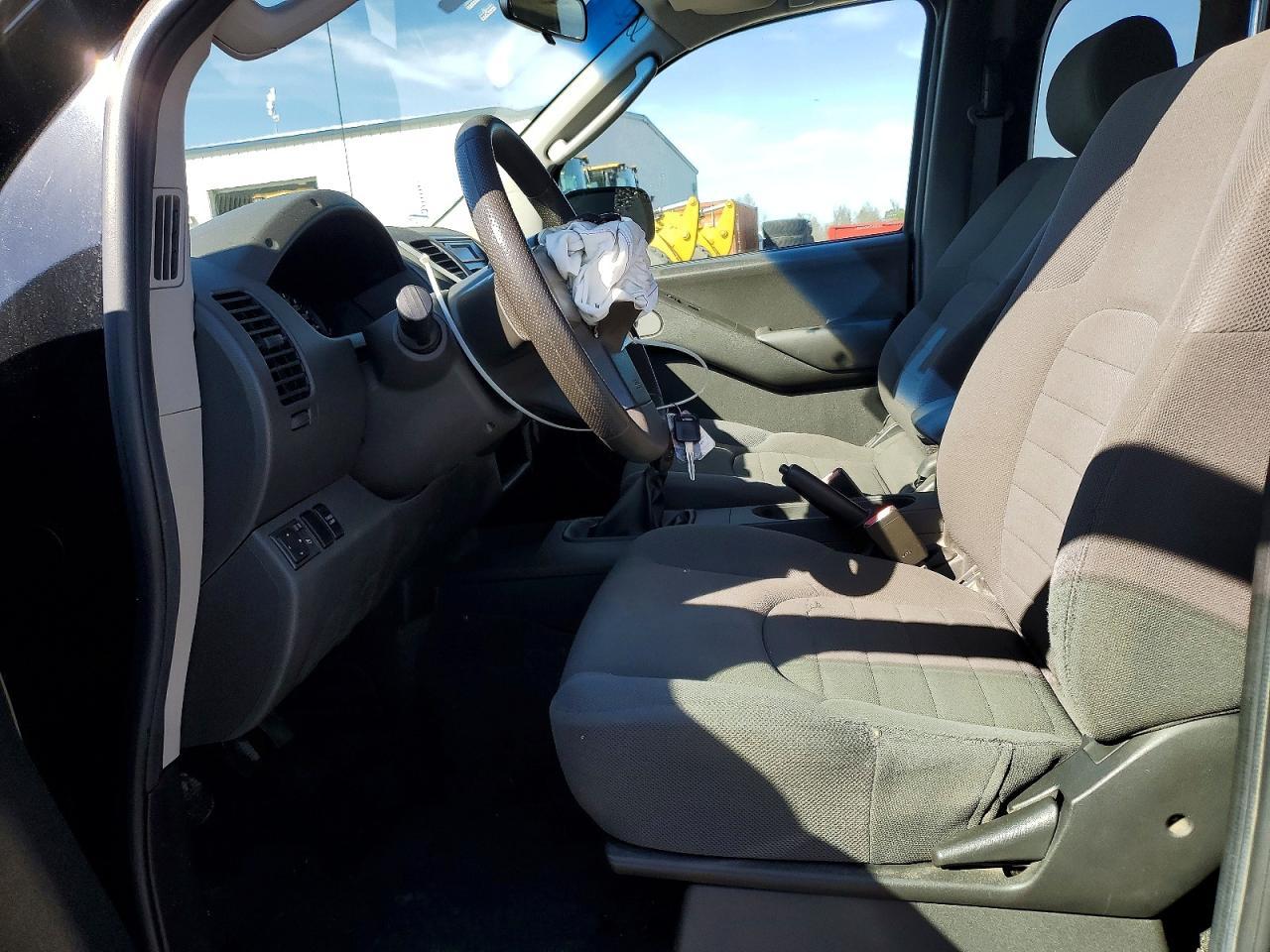 2006 Nissan Frontier XE