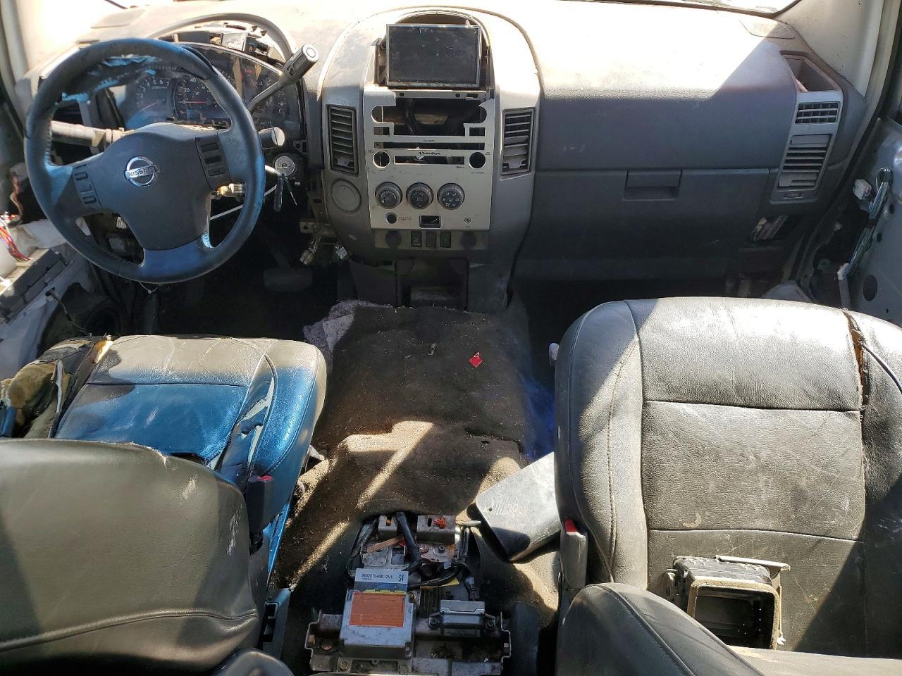 2005 Nissan Titan XE