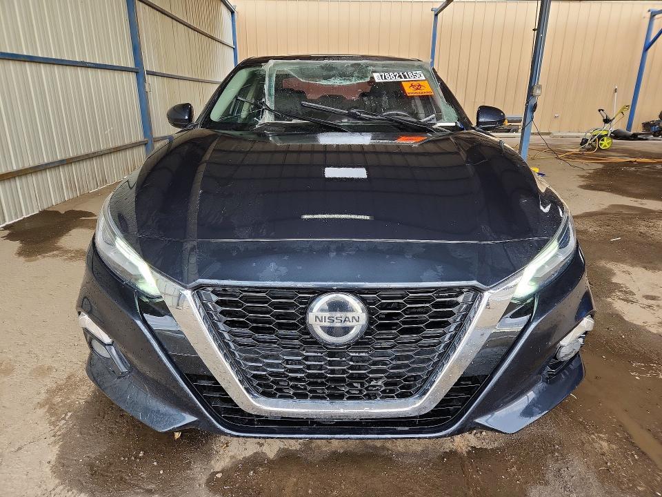 2019 Niss Altima 2.5