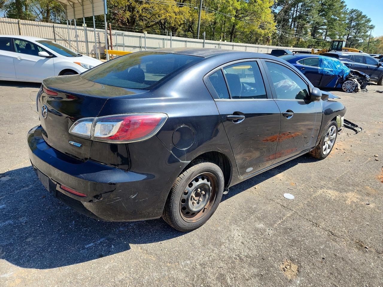 2013 Mazda 3 I