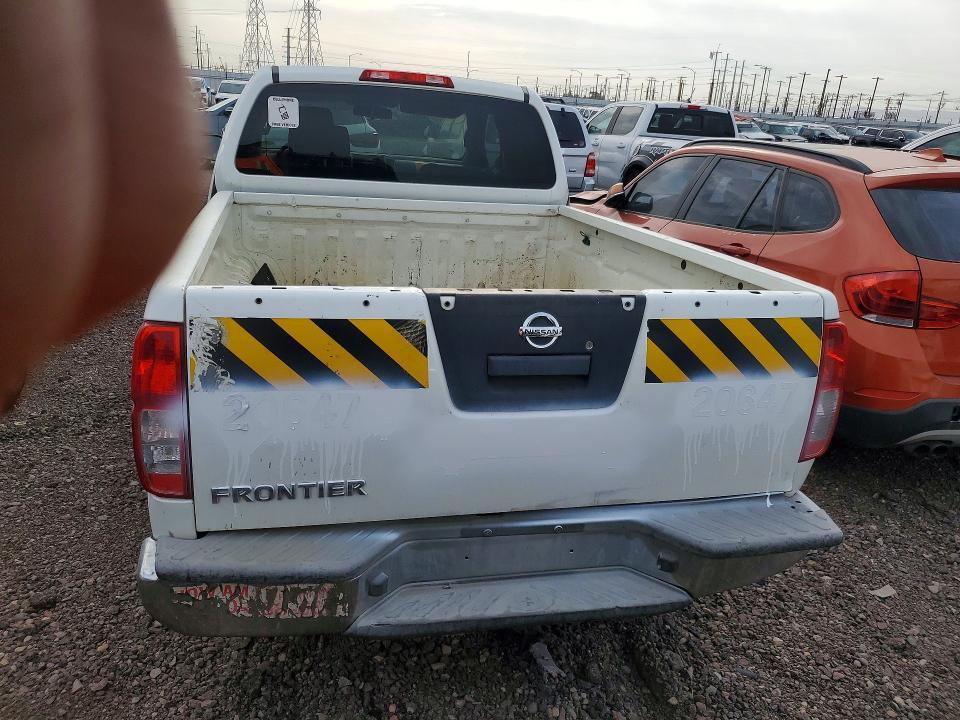 2014 Nissan Frontier S