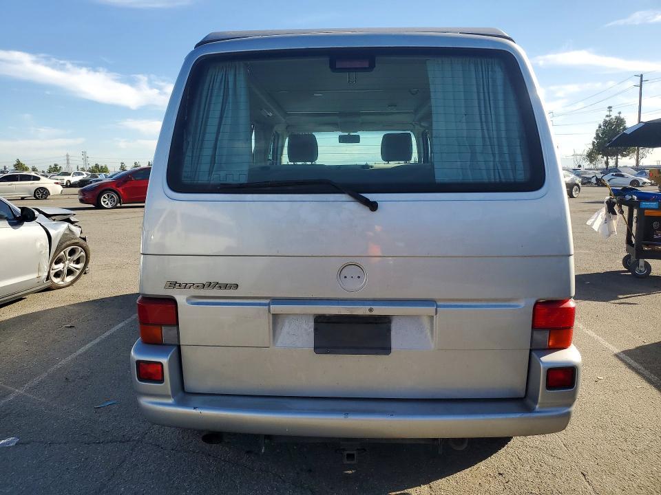2002 Volkswagen Eurovan mv