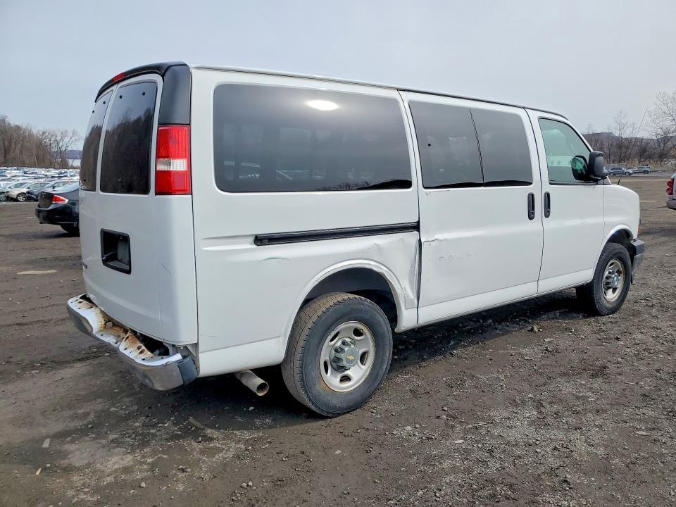 2018 Chevrolet Express G3500 LT