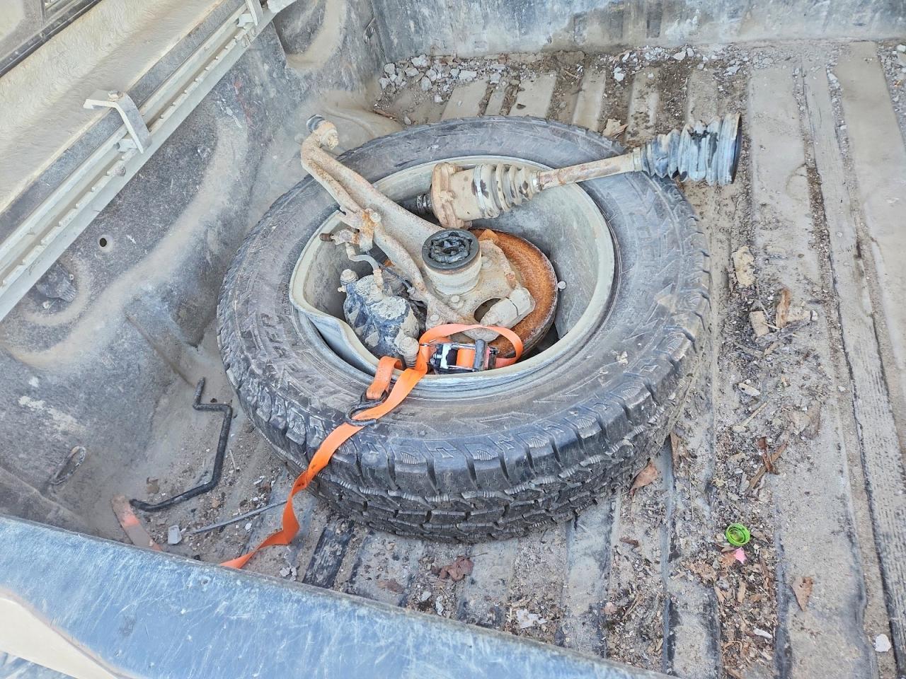 2011 Nissan Titan SV