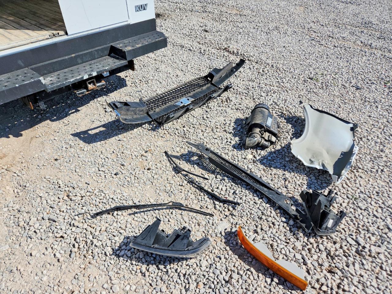 2020 Chev Rolet Express Utility / Service Truck