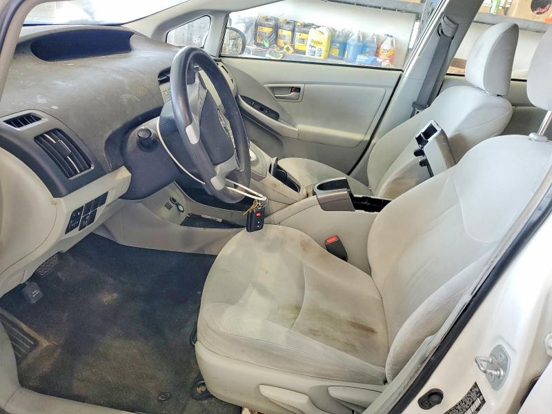 2014 Toyota Prius two