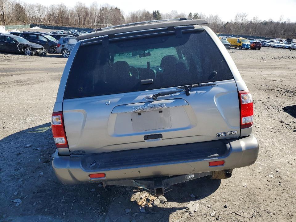 2001 Nissan Pathfinder se