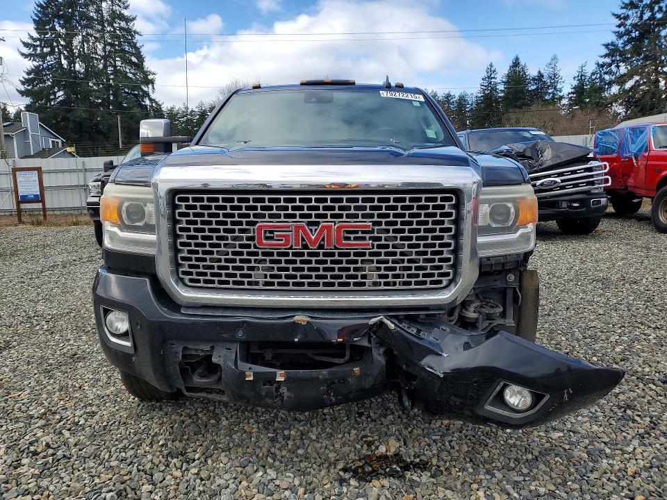 2015 GMC Sierra K3500 Denali