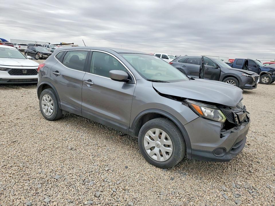 2019 Nissan Rogue Sport s