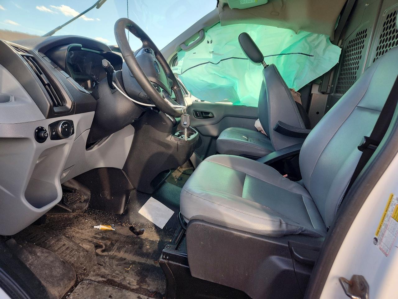 2017 Ford Transit 250 Delivery van