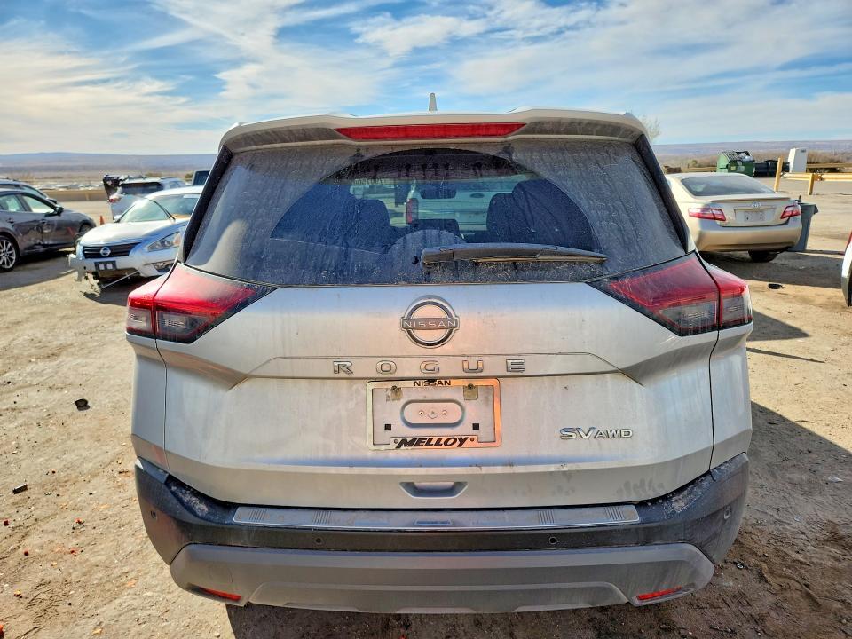 2023 Nissan Rogue sv