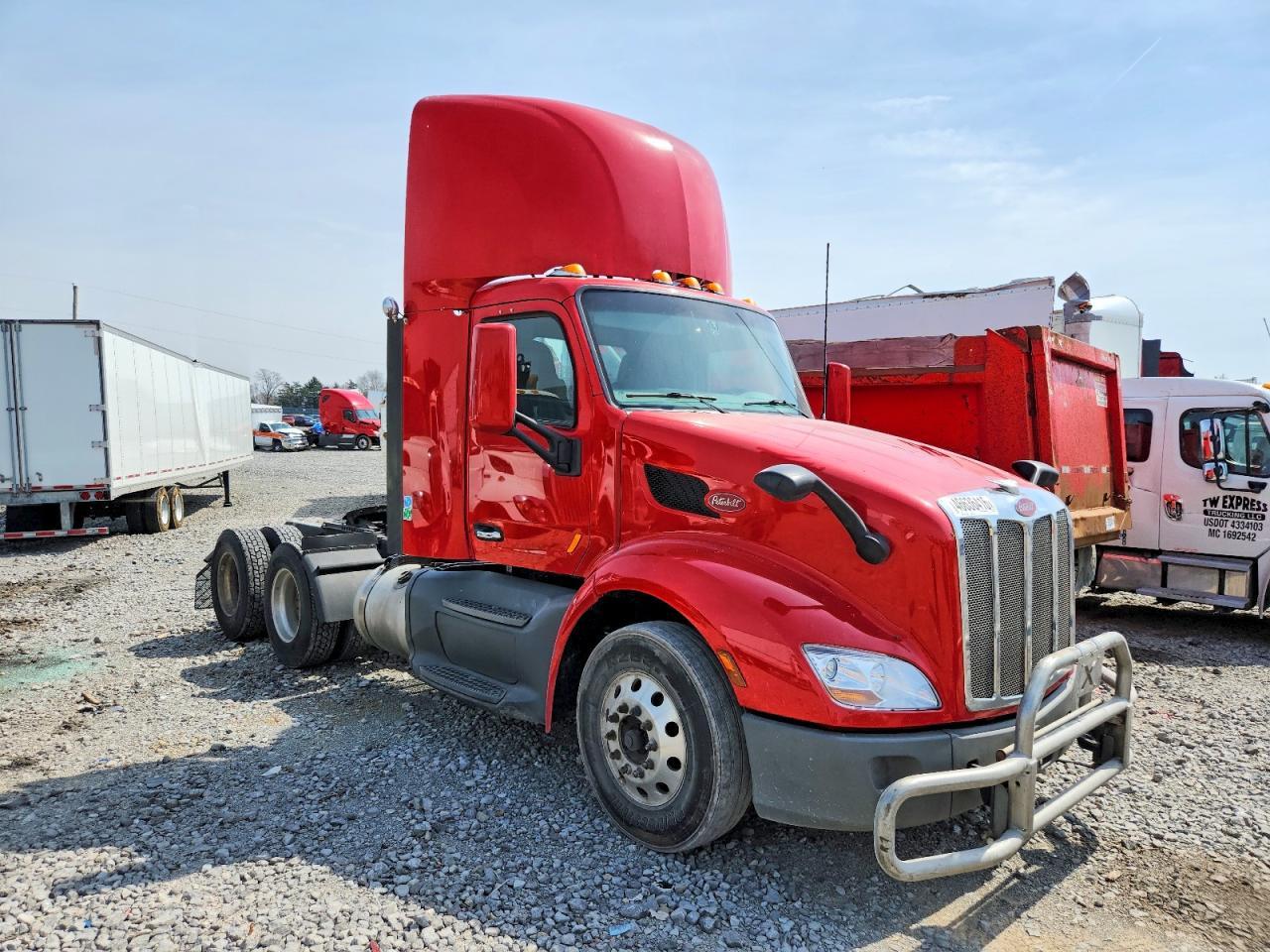 2021 Peterbilt 579 Semi Truck